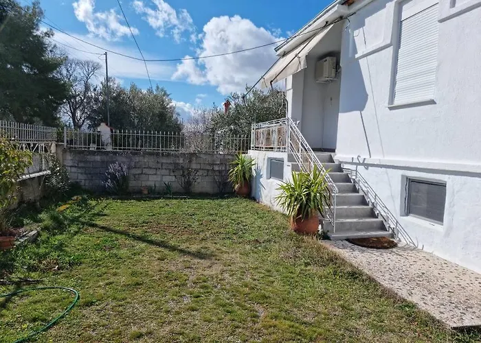 Giannis Tatil Evi *
